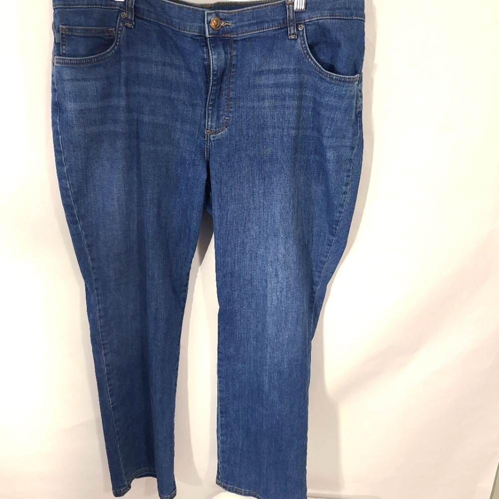 Lee Women's Size 20 Medium Straight‎ Leg Mid Rise Blue Jeans Denim